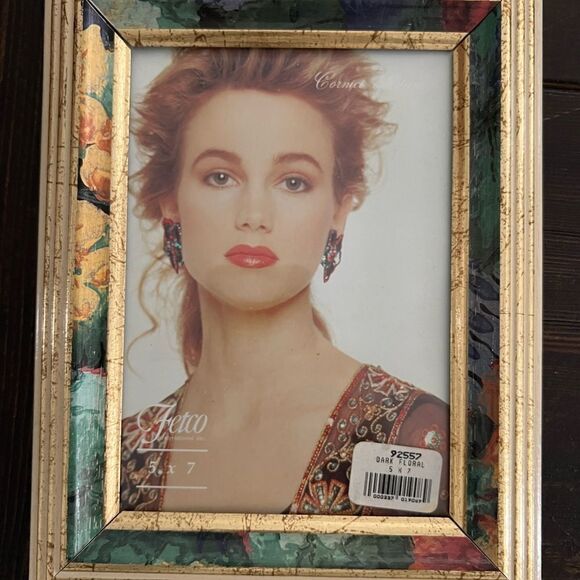 Vintage 5x7 Picture Frame Dark Floral by FATCO - Picture 2 of 4
